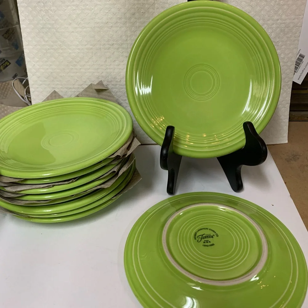 Fiestaware Chartreuse Salad Plate Fiesta Retired Green 7 1/4 inch Small Plate - Picture 2 of 2
